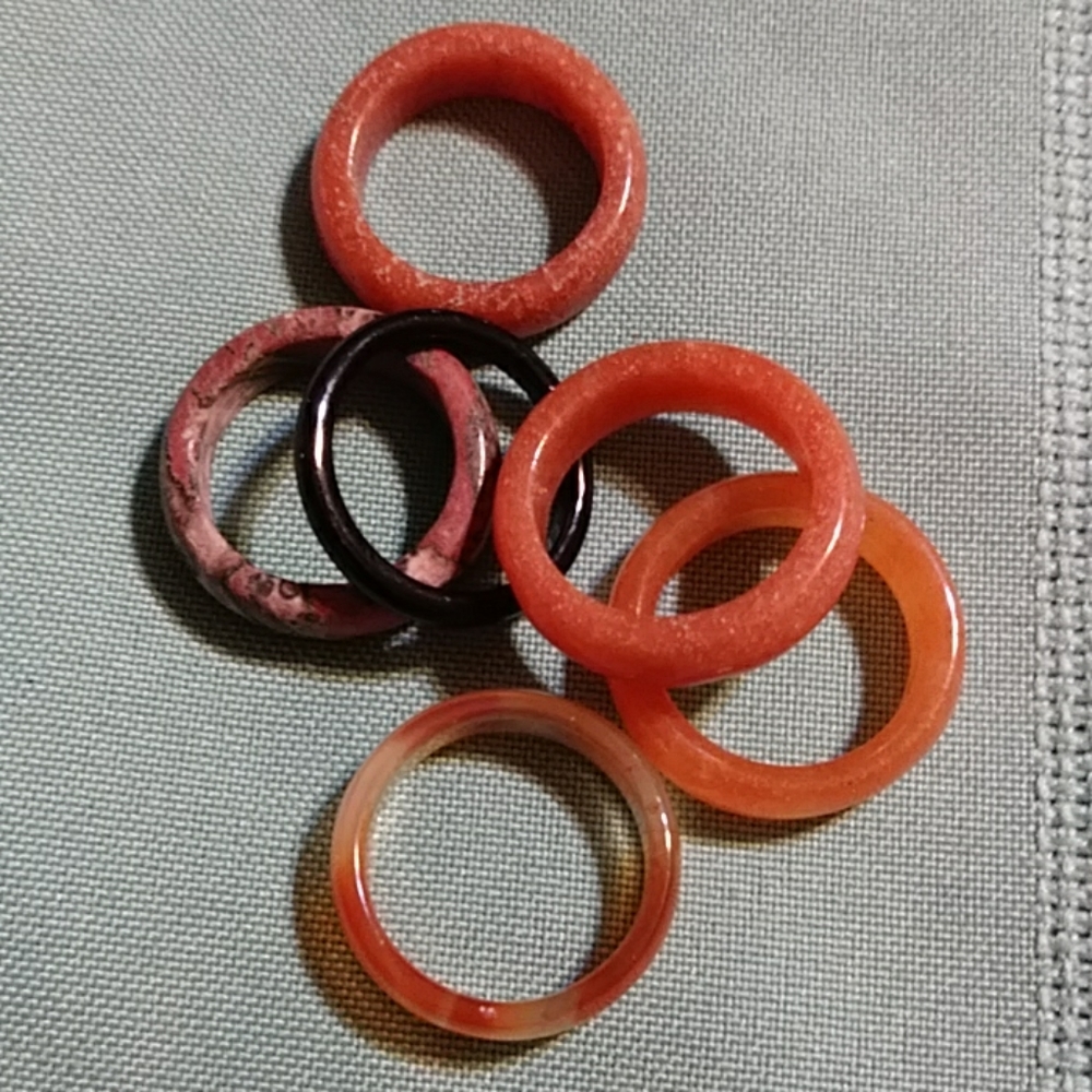 (6) GEMSTONE BAND RINGS. SIZE 7/THESE SELL FOR $15.-$18.00 EACH